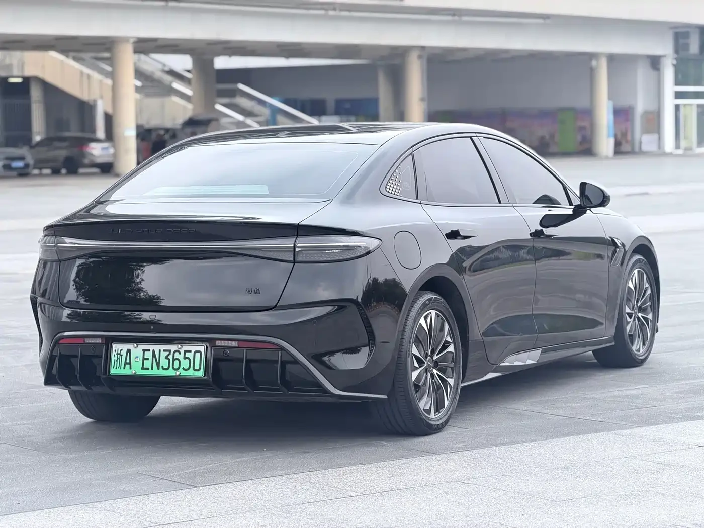 BYD Seal 2023* 550 KM* PREMIUM* 360* DIS* �����* DYNAUDIO*  | Mobile.bg � ����������� 6