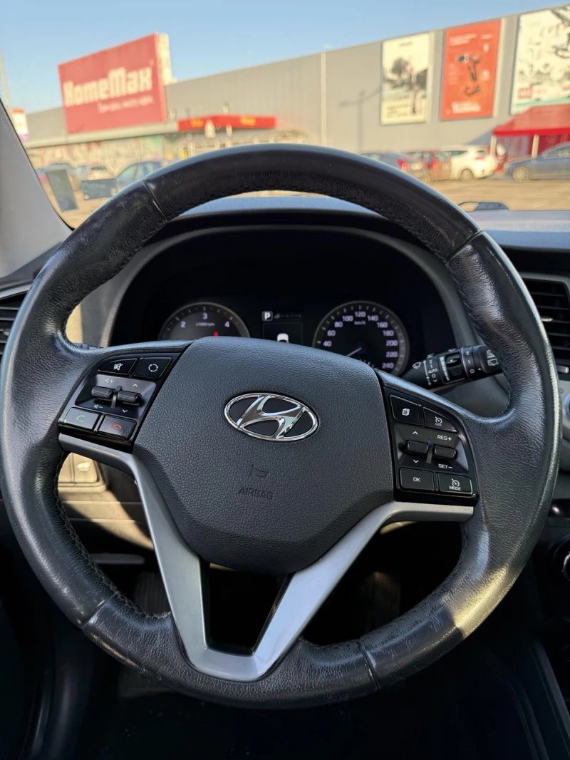 Hyundai Tucson XPOSSIBLE/PANORAMA, снимка 16 - Автомобили и джипове - 48529060