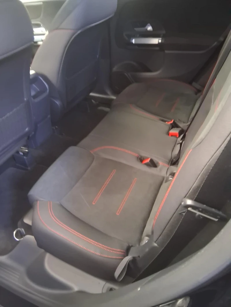 Mercedes-Benz GLB, снимка 11 - Автомобили и джипове - 51431254