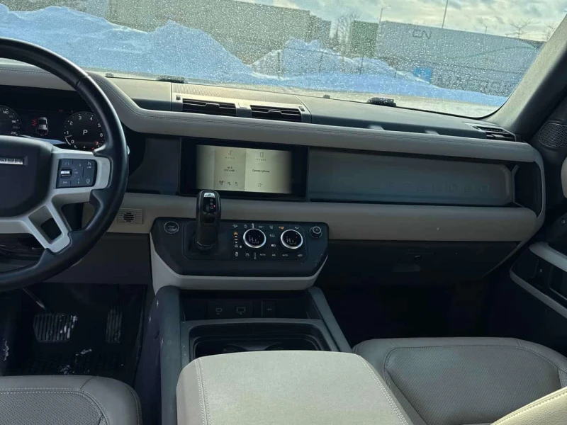Land Rover Defender 110 S AWD * 360  * Keyless * Подгреви, снимка 9 - Автомобили и джипове - 53562168