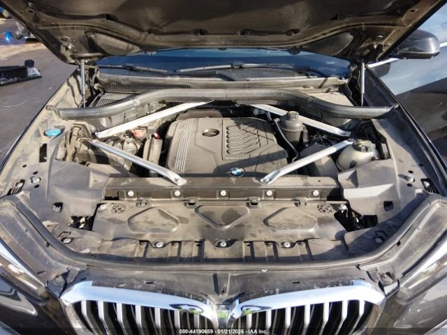BMW X5 xDrive 40i* МЪРТВА ТОЧКА* ПОДГРЕВ* , снимка 13 - Автомобили и джипове - 53592094