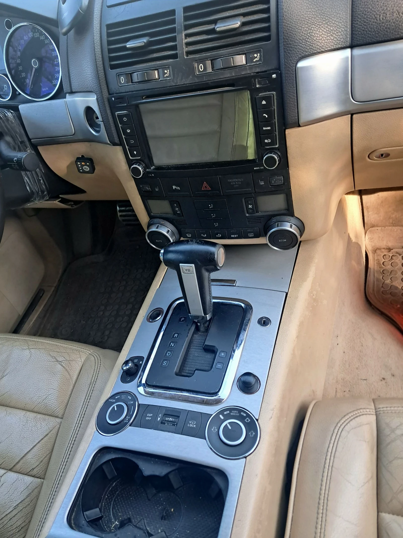 VW Touareg 4.2 бензин/газ - изображение 10