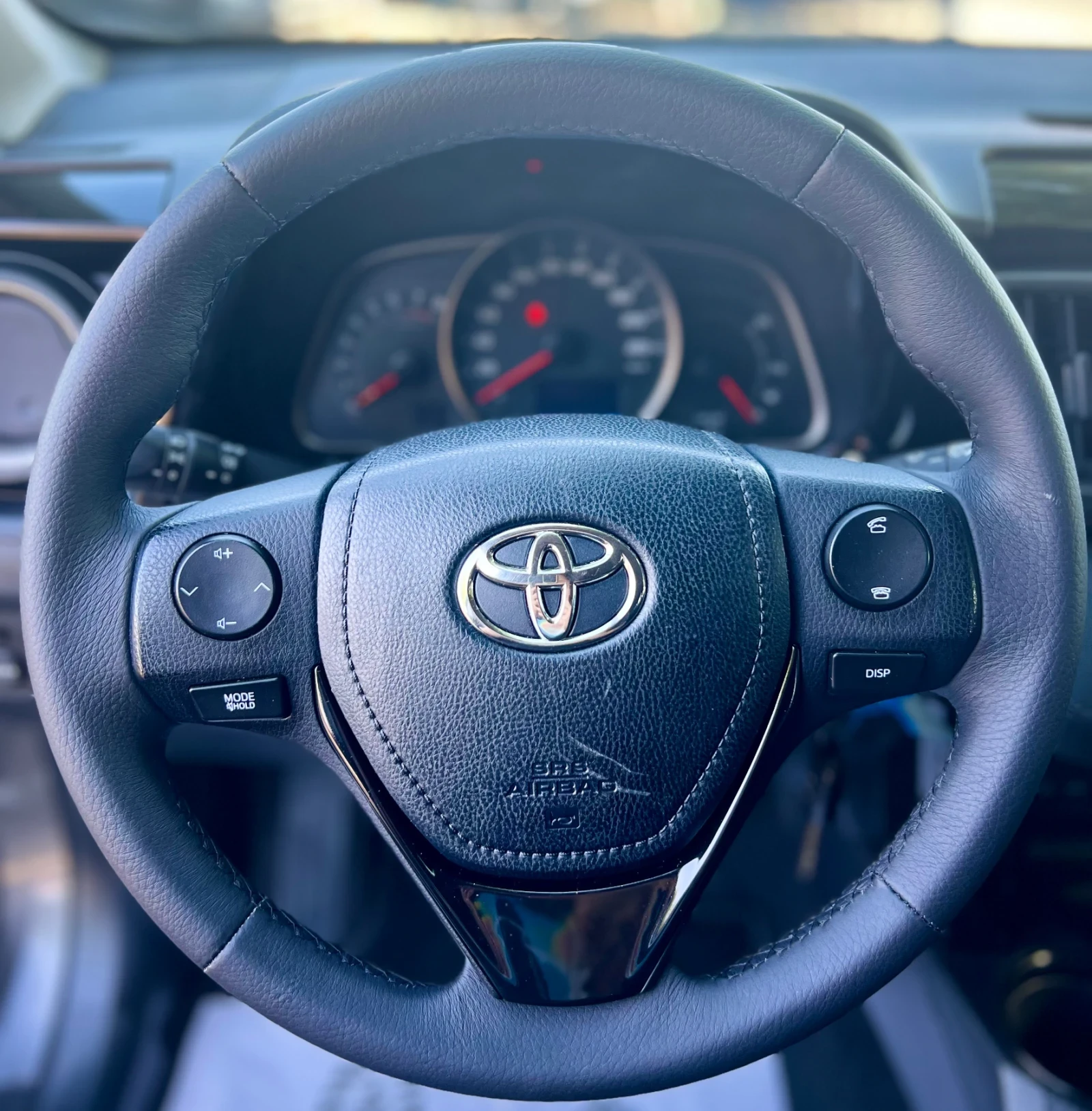 Toyota Rav4 2.0 АВТОМАТИК - изображение 8