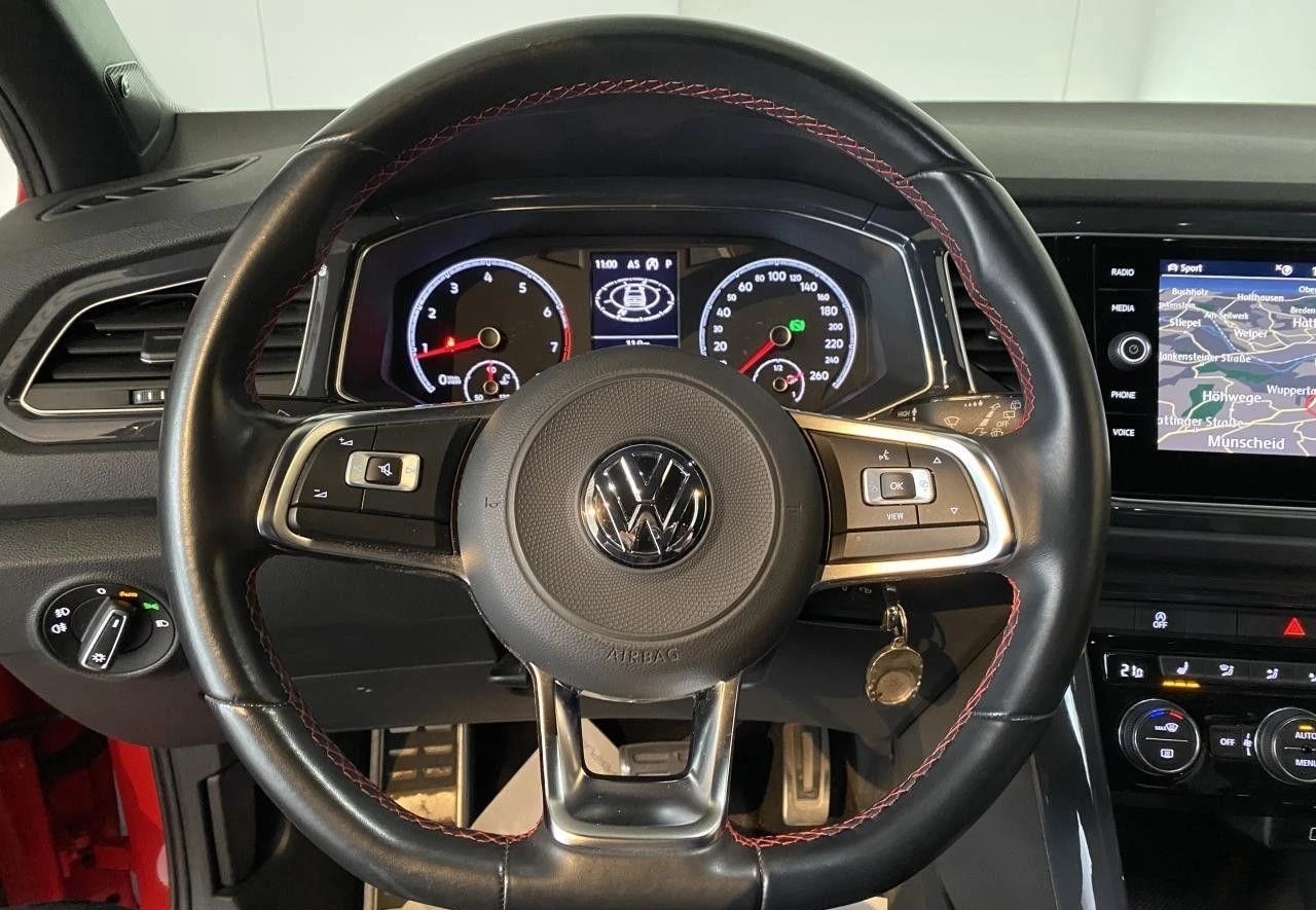 VW T-Roc 2.0 TSI* DSG* 4x4* LED* NAVI* BEATS*  - изображение 6