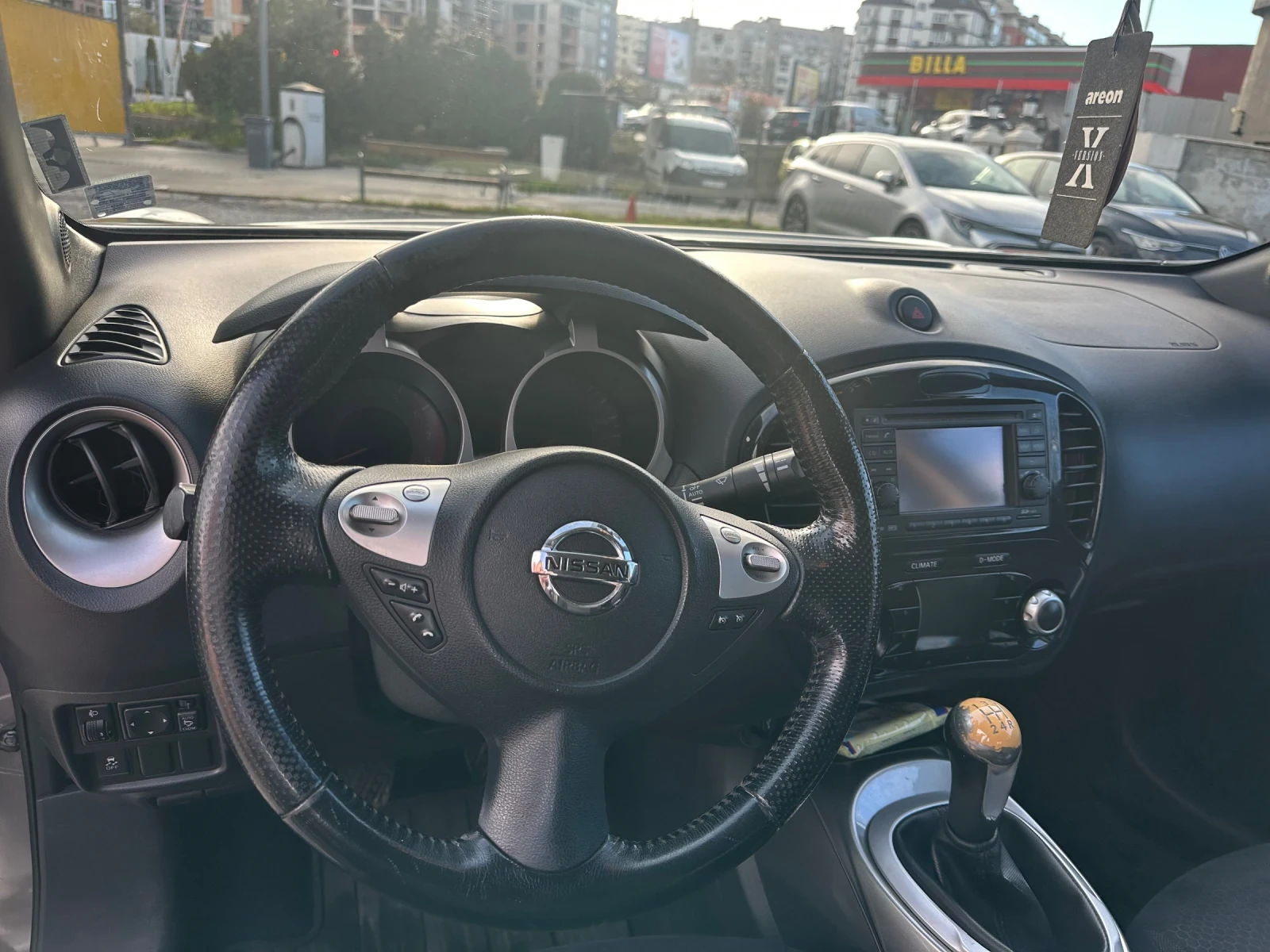 Nissan Juke 1.6 БЕНЗИН с камера за задно виждане - изображение 10