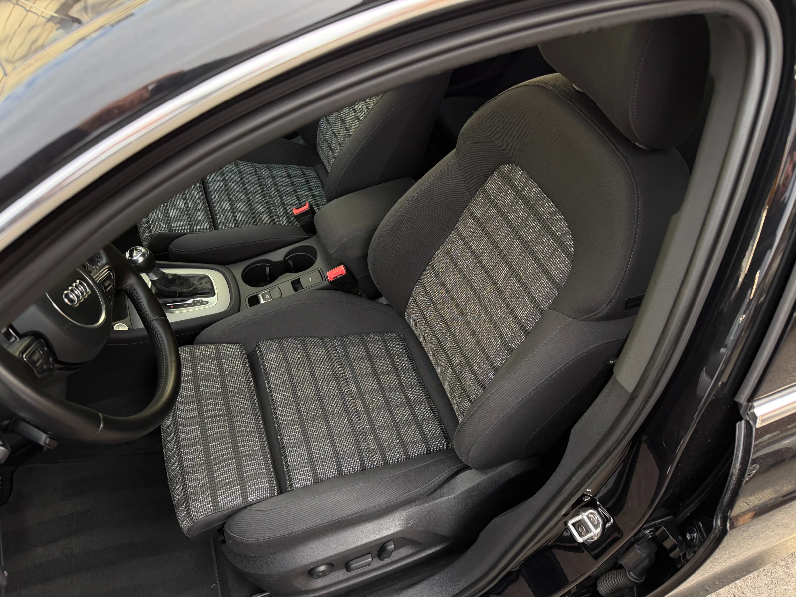 Audi Q3 2.0TDI* 177�.�* 4�4* � ����� �������  | Mobile.bg � ����������� 9