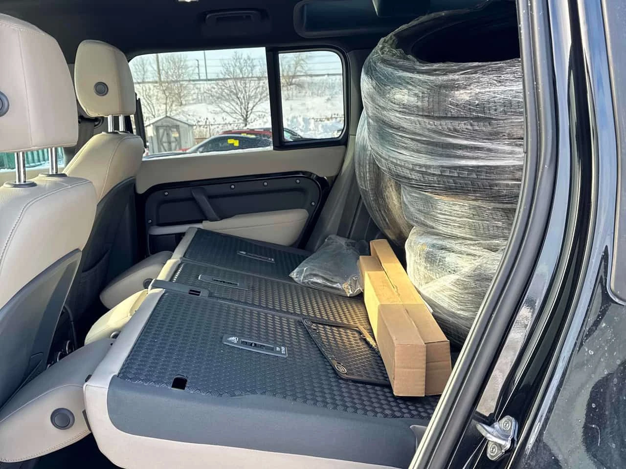 Land Rover Defender 110 S AWD * 360  * Keyless * �������� | Mobile.bg � ����������� 12