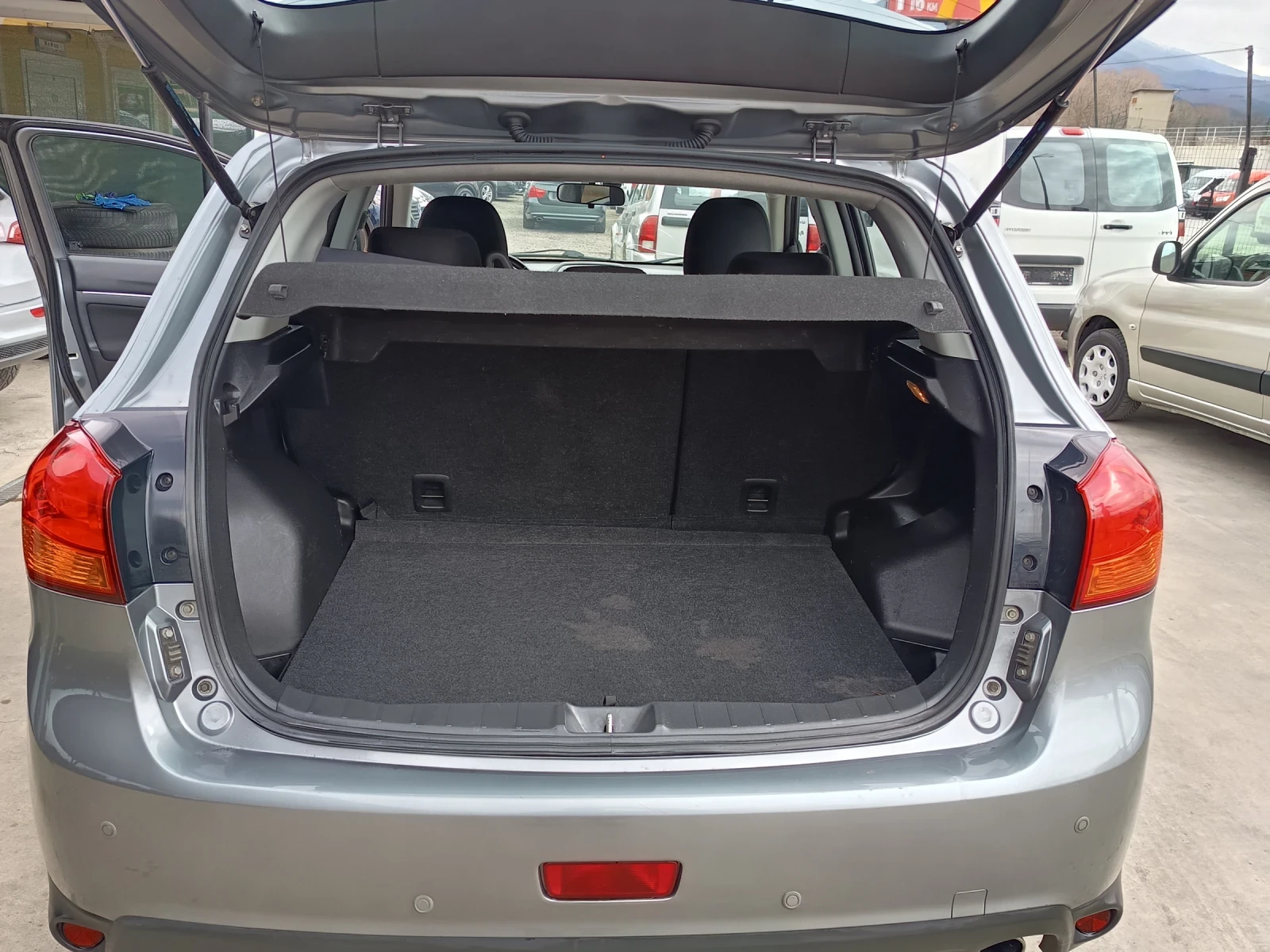 Mitsubishi ASX 1.8did, снимка 12 - Автомобили и джипове - 53901923