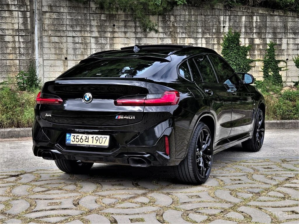 BMW X4 М40i* HARMON* KARDON* CARBON* PACK* ПОДГРЕВ* ХЕДЪП, снимка 2 - Автомобили и джипове - 54914567