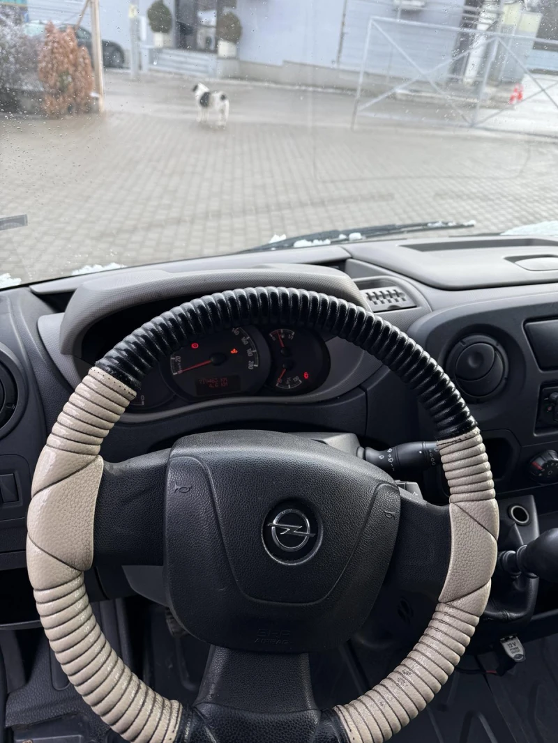 Renault Master, снимка 8 - Бусове и автобуси - 48699358