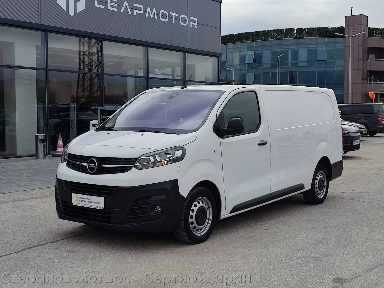 Opel Vivaro Cargo L EHZ Edition 2.0 Diesel (122hp) MT6, снимка 3 - Бусове и автобуси - 54333575