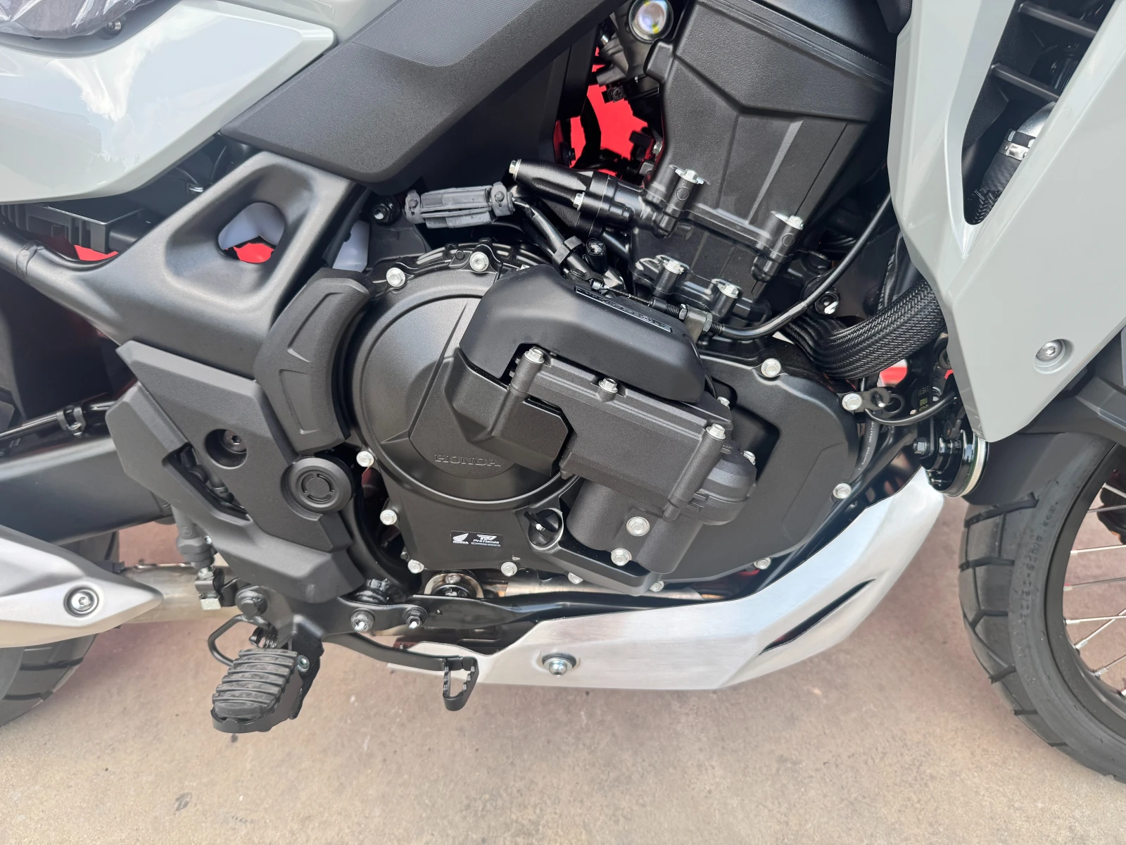 Honda Xl Transalp 750 E-Clutch, снимка 6 - Мотоциклети и мототехника - 55009802