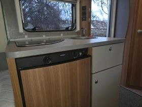 Каравана Weinsberg Cara One 390, снимка 13