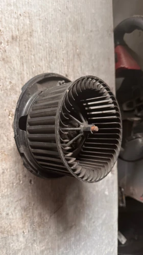         VW Passat 2007 - 011021936 / 3C0907521  / 987651G