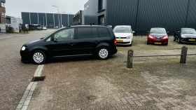 VW Touran 1.9 TDI, снимка 2