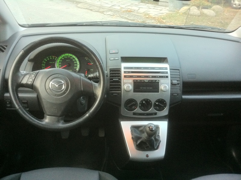Mazda 5  1.8 i Benzin, снимка 12 - Автомобили и джипове - 25301584