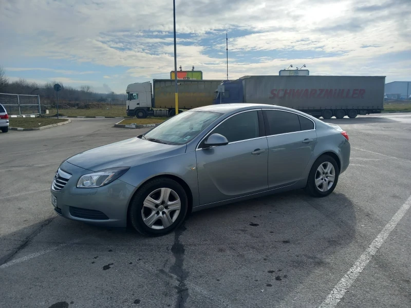 Opel Insignia 2.0 Turbo- Автомат* Ксенон, снимка 8 - Автомобили и джипове - 45770959