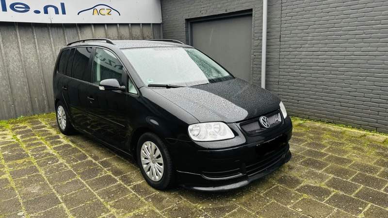 VW Touran 1.9 TDI, снимка 1 - Автомобили и джипове - 47277644