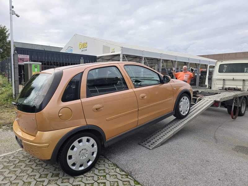 Opel Corsa 1.2 МНОГО ЗАПАЗЕН  !!!, снимка 7 - Автомобили и джипове - 47473844