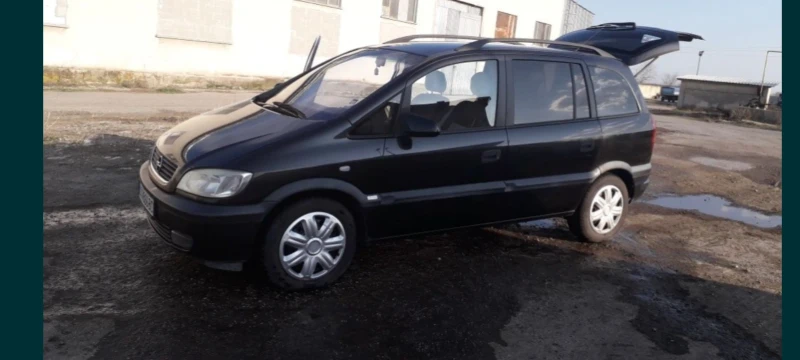 Opel Zafira, снимка 7 - Автомобили и джипове - 47485834