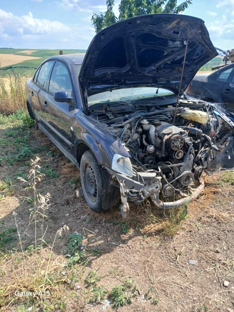 VW Passat 1.9, снимка 7 - Автомобили и джипове - 52296765