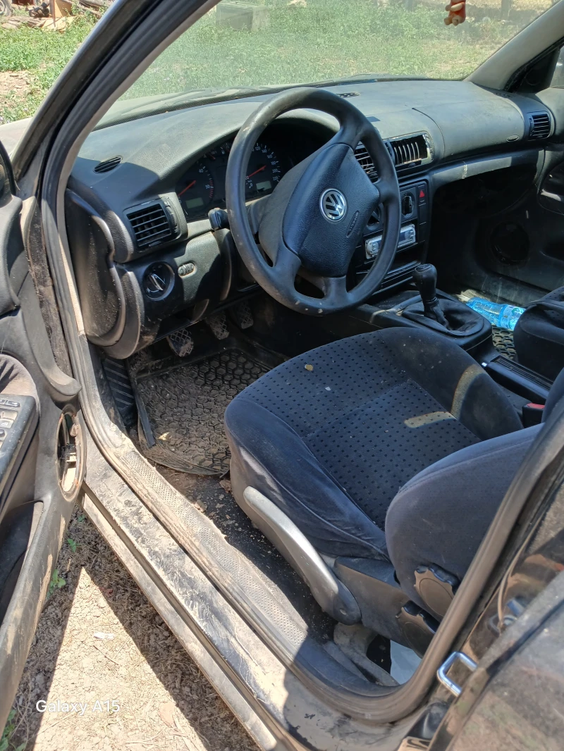 VW Passat 1.9, снимка 3 - Автомобили и джипове - 52296765