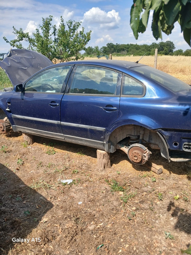 VW Passat 1.9, снимка 11 - Автомобили и джипове - 52296765