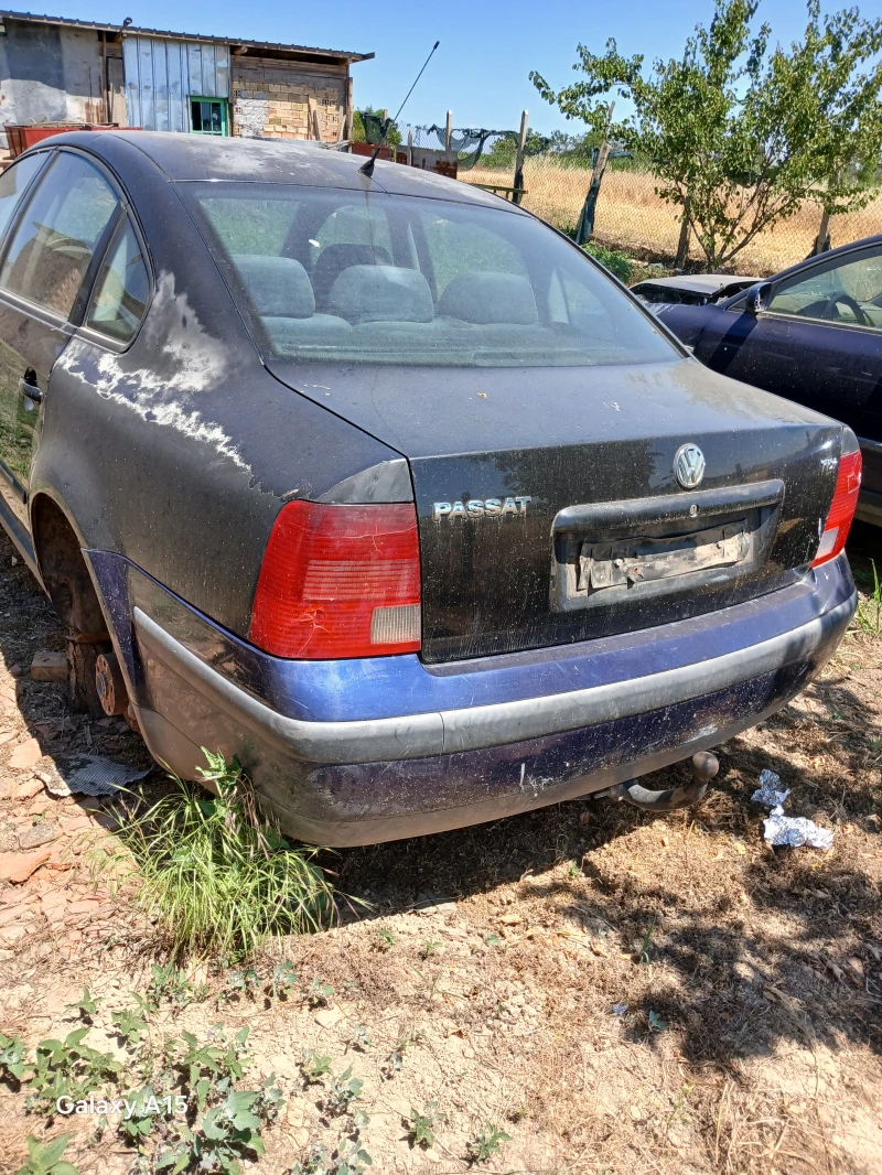 VW Passat 1.9, снимка 4 - Автомобили и джипове - 52296765