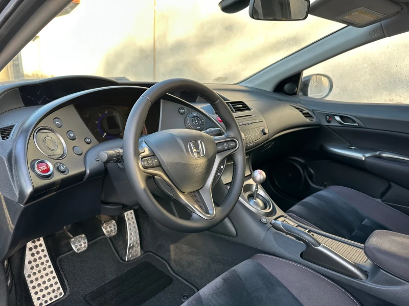 Honda Civic 1.4 V-tec, снимка 11 - Автомобили и джипове - 51885322