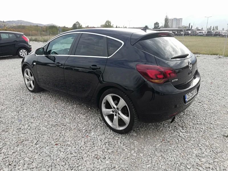 Opel Astra 1.6t gaz kli it, снимка 4 - Автомобили и джипове - 52130660