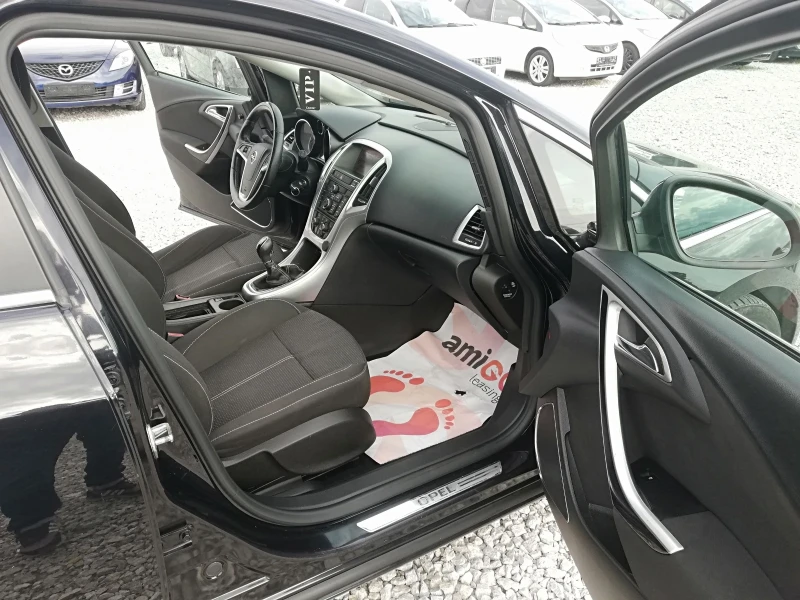 Opel Astra 1.6t gaz kli it, снимка 13 - Автомобили и джипове - 52130660