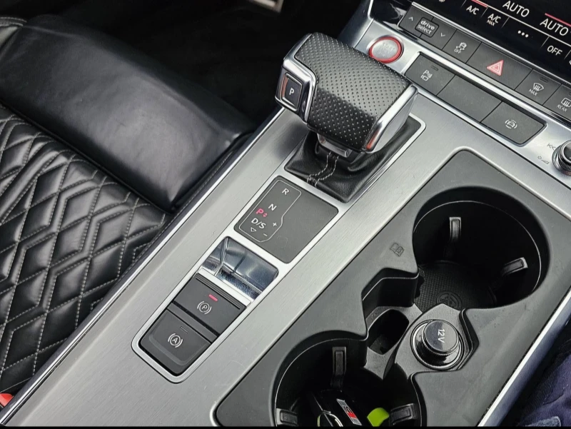 Audi S6 ВАКУМ* MATRIX* PANO* B&O* HEAD UP, снимка 10 - Автомобили и джипове - 52580257