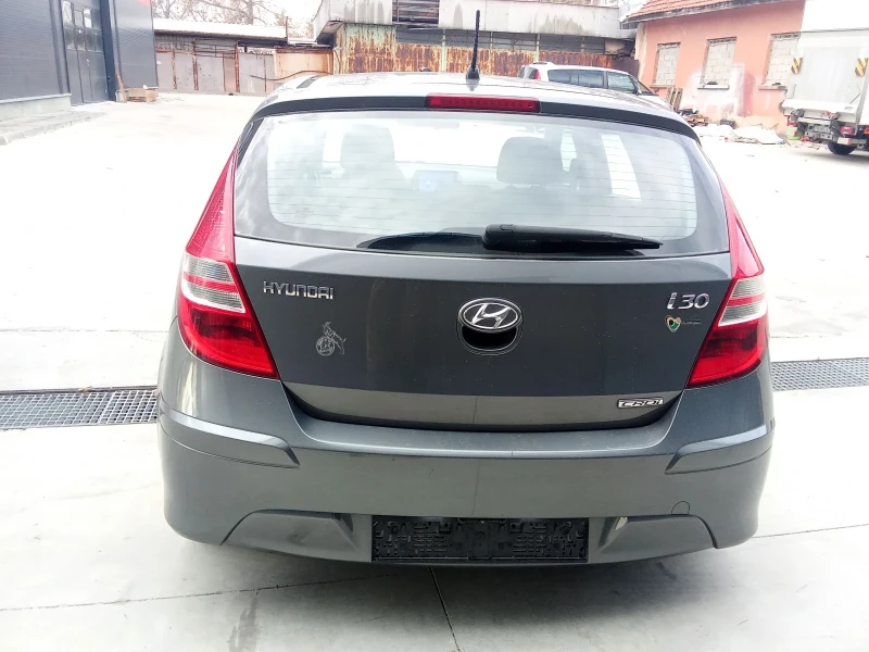 Hyundai I30 Фейслифт, снимка 4 - Автомобили и джипове - 53108417