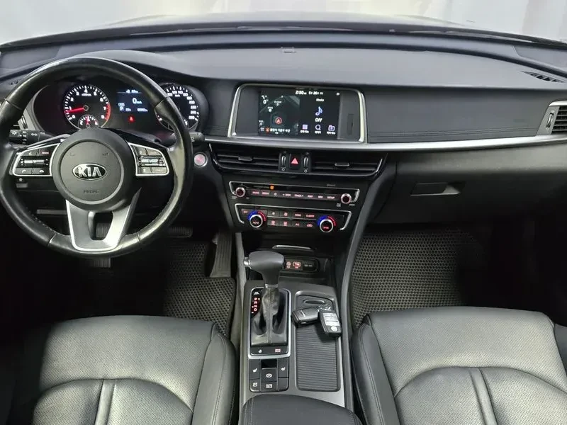 Kia K5 2.0 Prestige, снимка 7 - Автомобили и джипове - 56475439