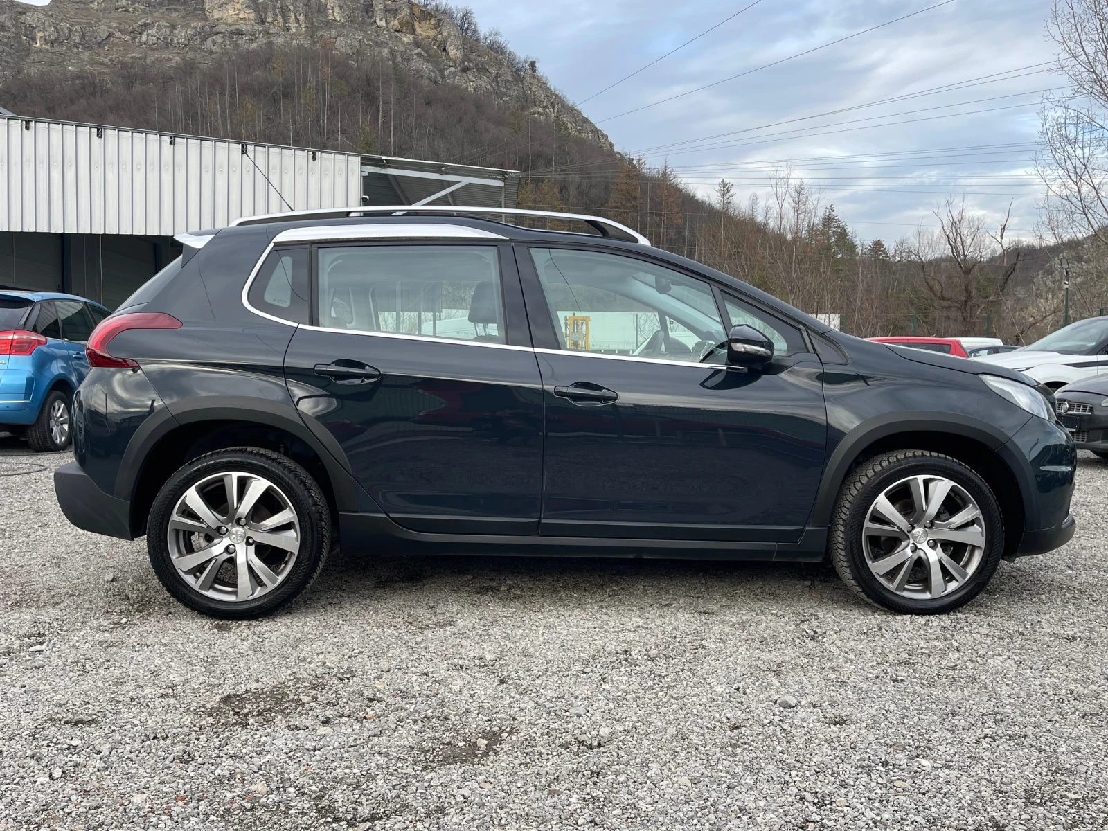 Peugeot 2008 1.6HDI-105000км-ALLURE-FACELIFT-LED-NAVI-CAMERA - изображение 6