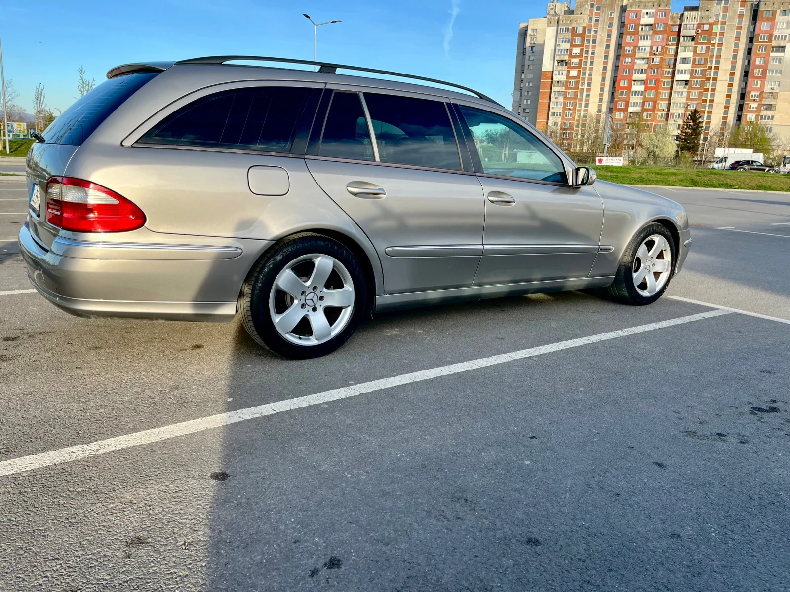 Mercedes-Benz E 270 Elegance - изображение 7
