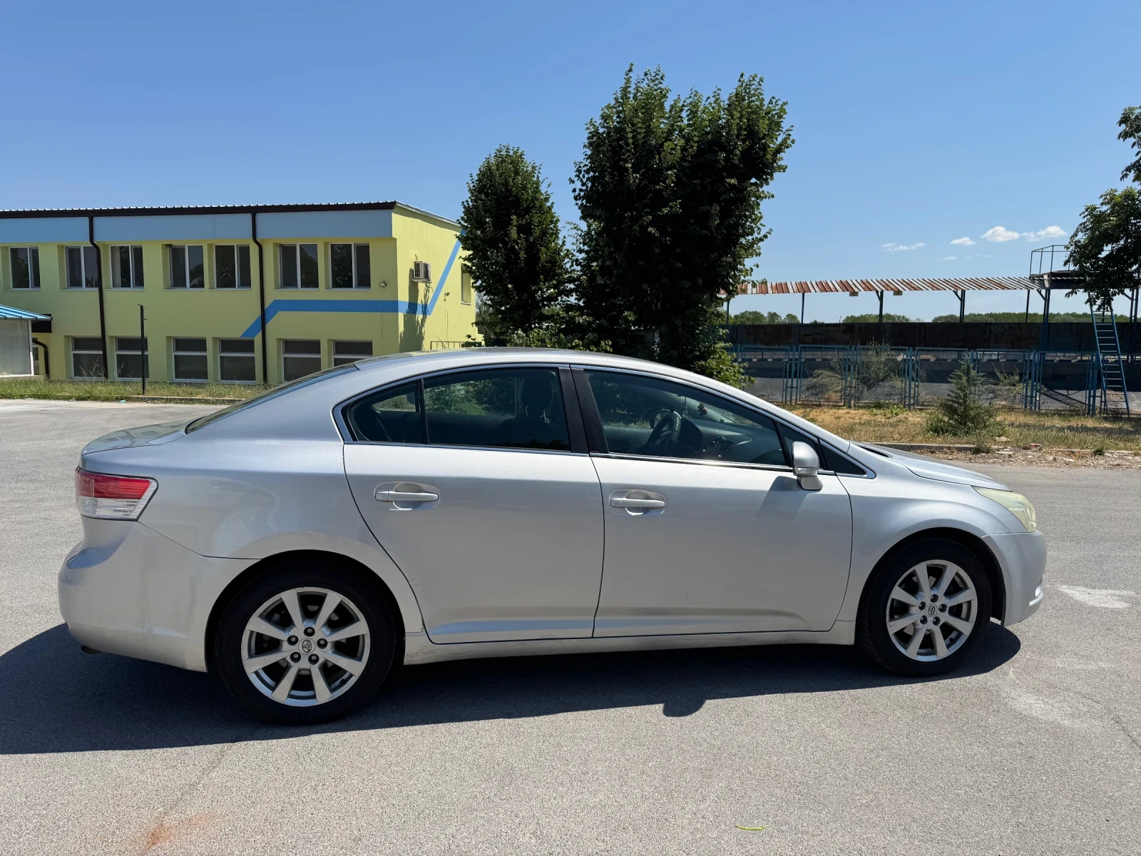 Toyota Avensis D4D - изображение 6