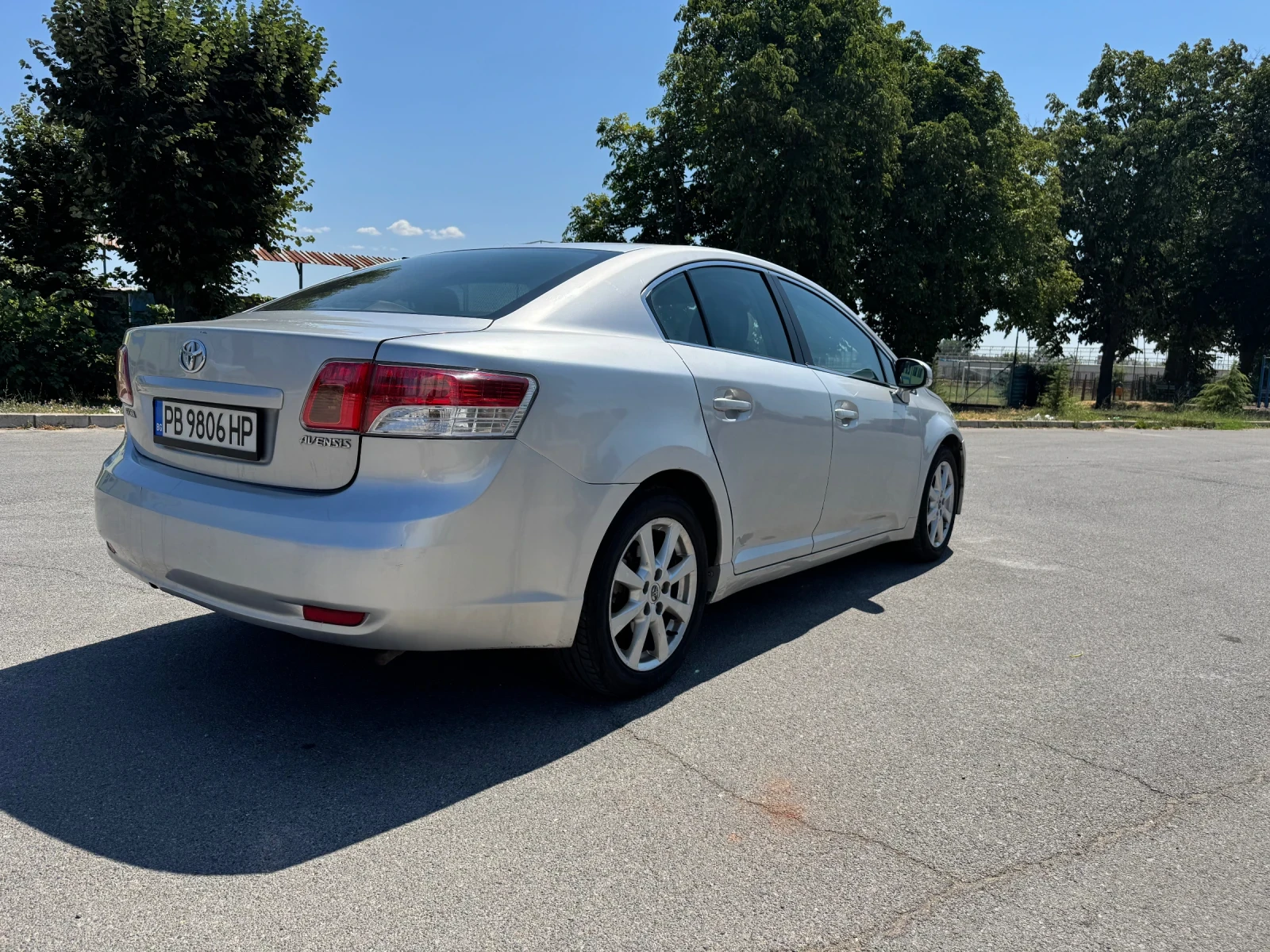 Toyota Avensis D4D - изображение 5
