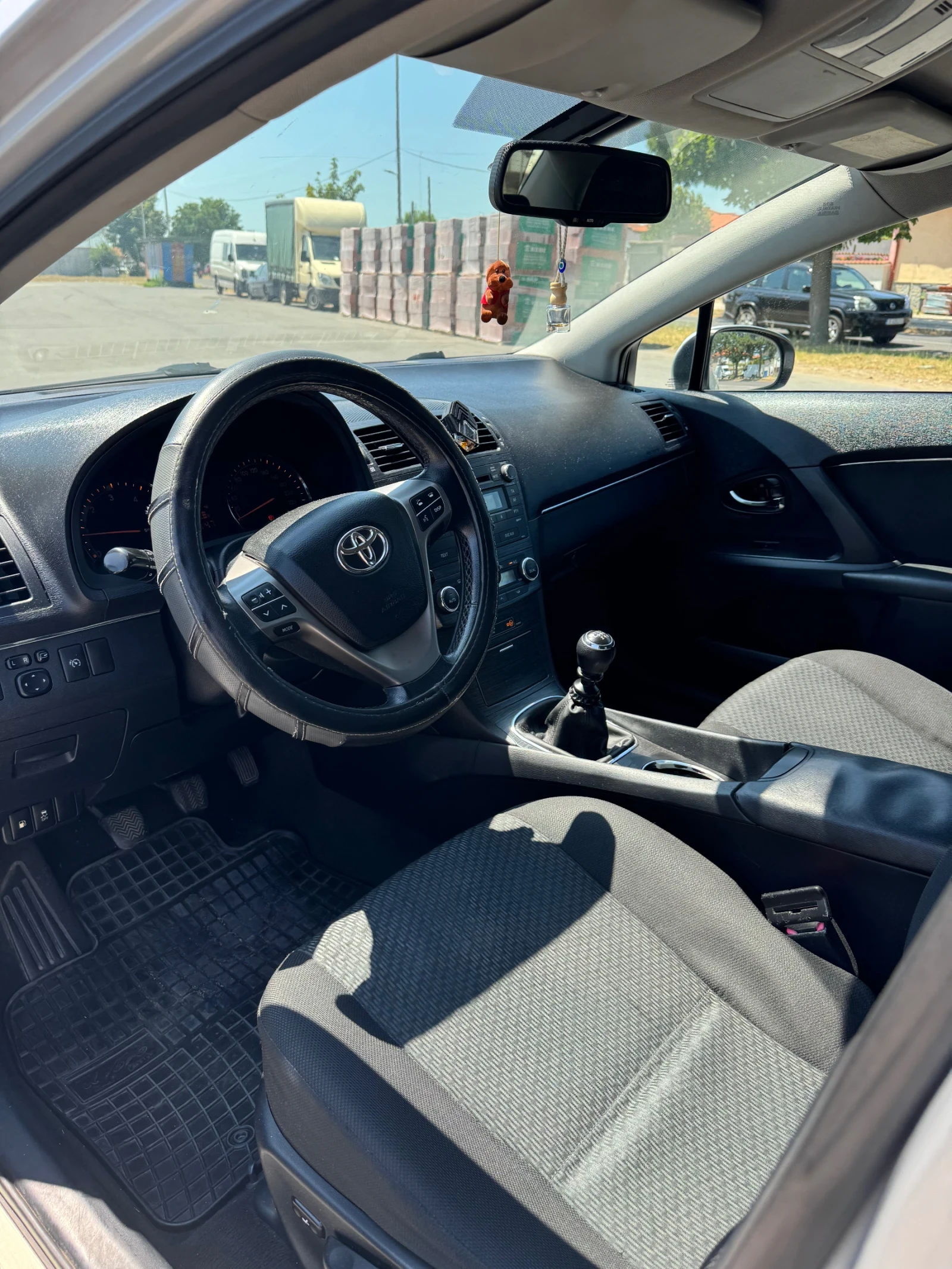 Toyota Avensis D4D - изображение 10