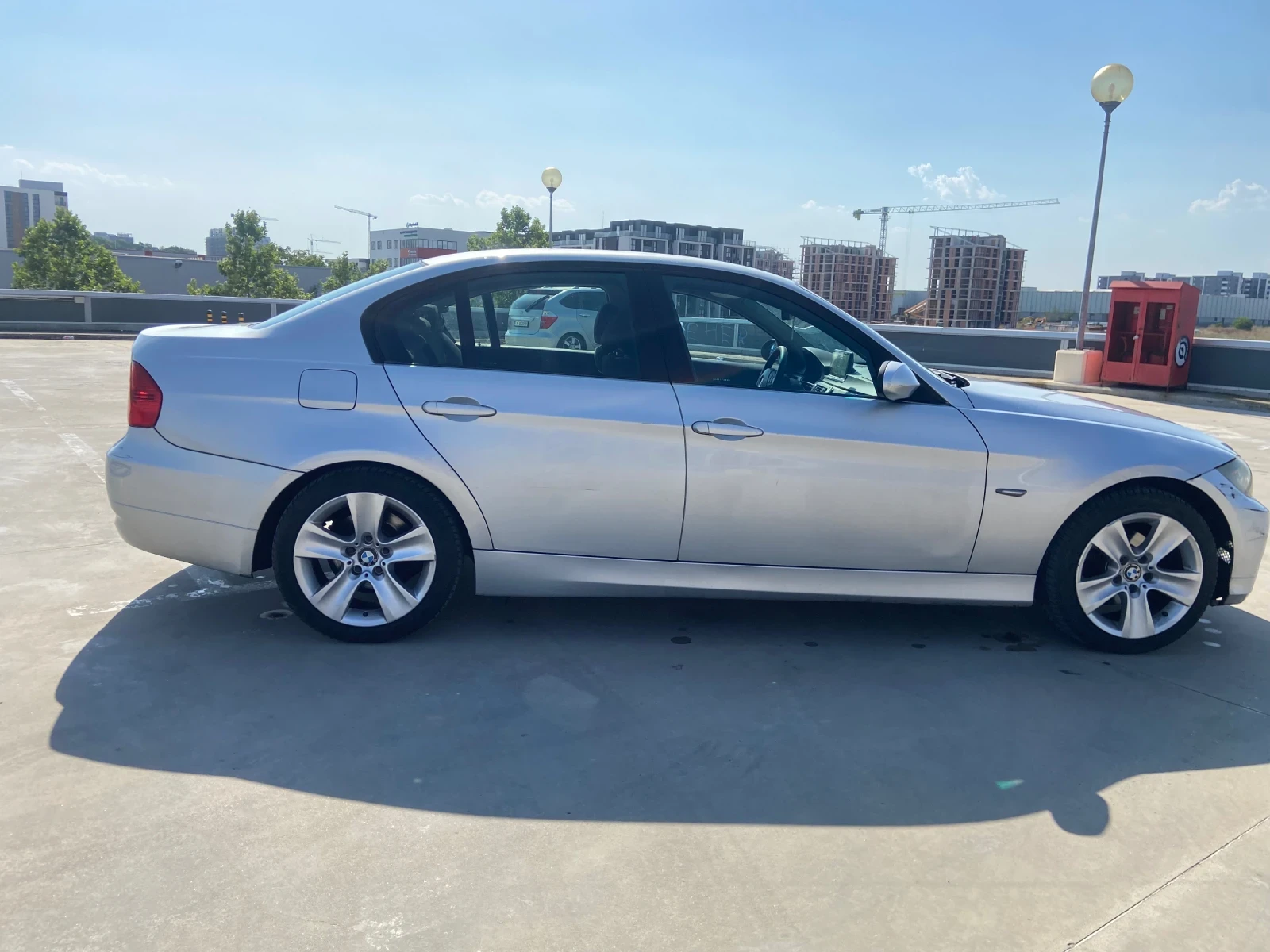 BMW 320 i - изображение 6