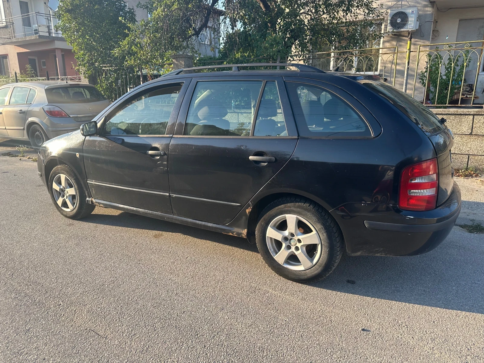Skoda Fabia 1.9 - изображение 5