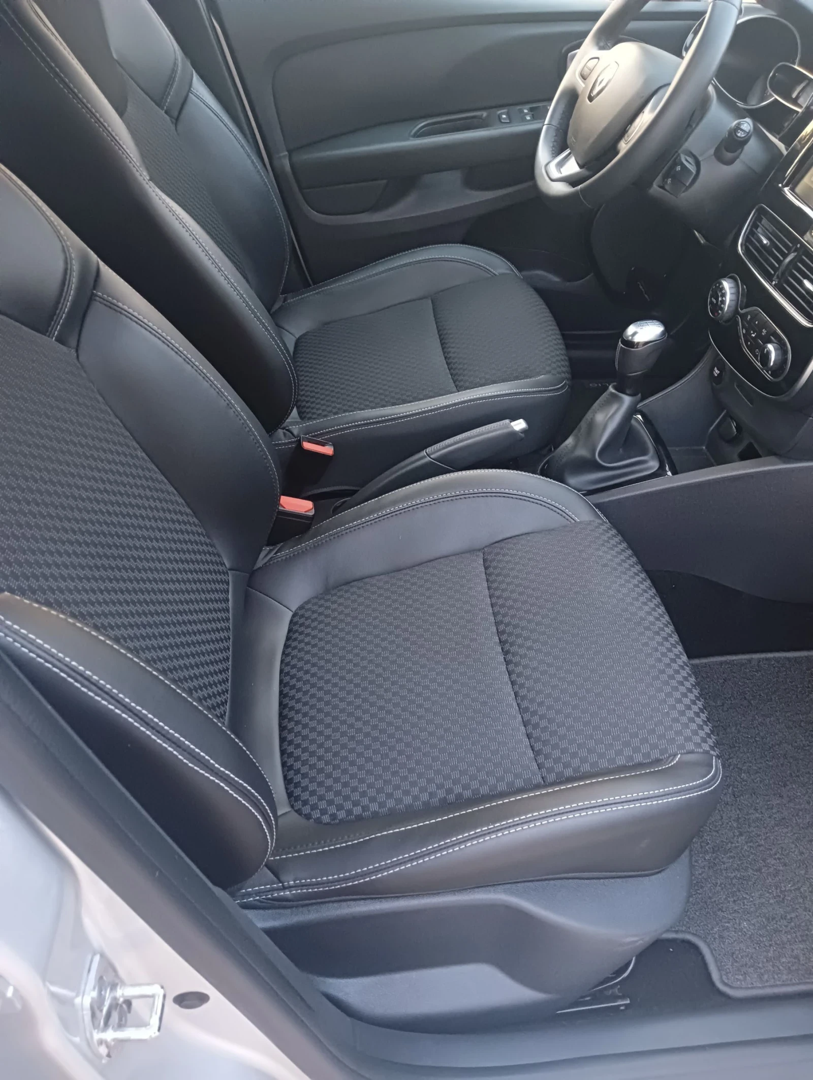 Renault Clio  - изображение 10