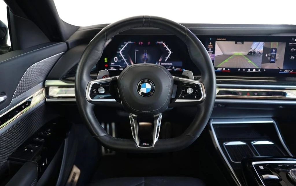 BMW 740 Long M-Sport - изображение 8