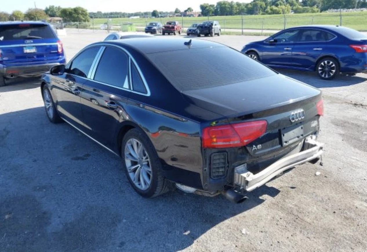 Audi A8  - изображение 6