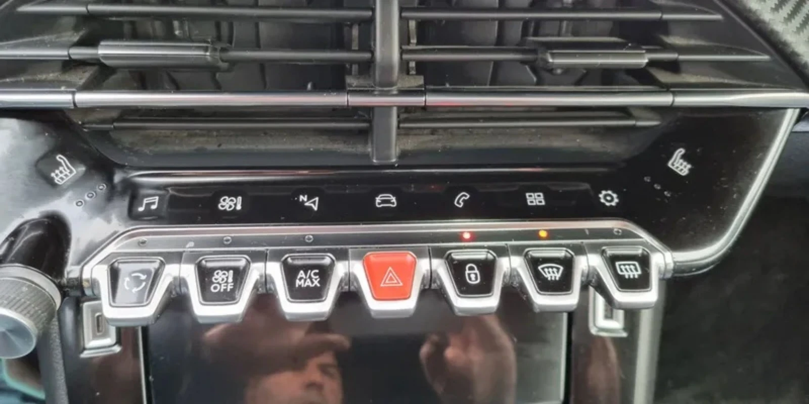 Peugeot 2008 1. 5GT BlueHDi 131 S&S EAT8 - изображение 7