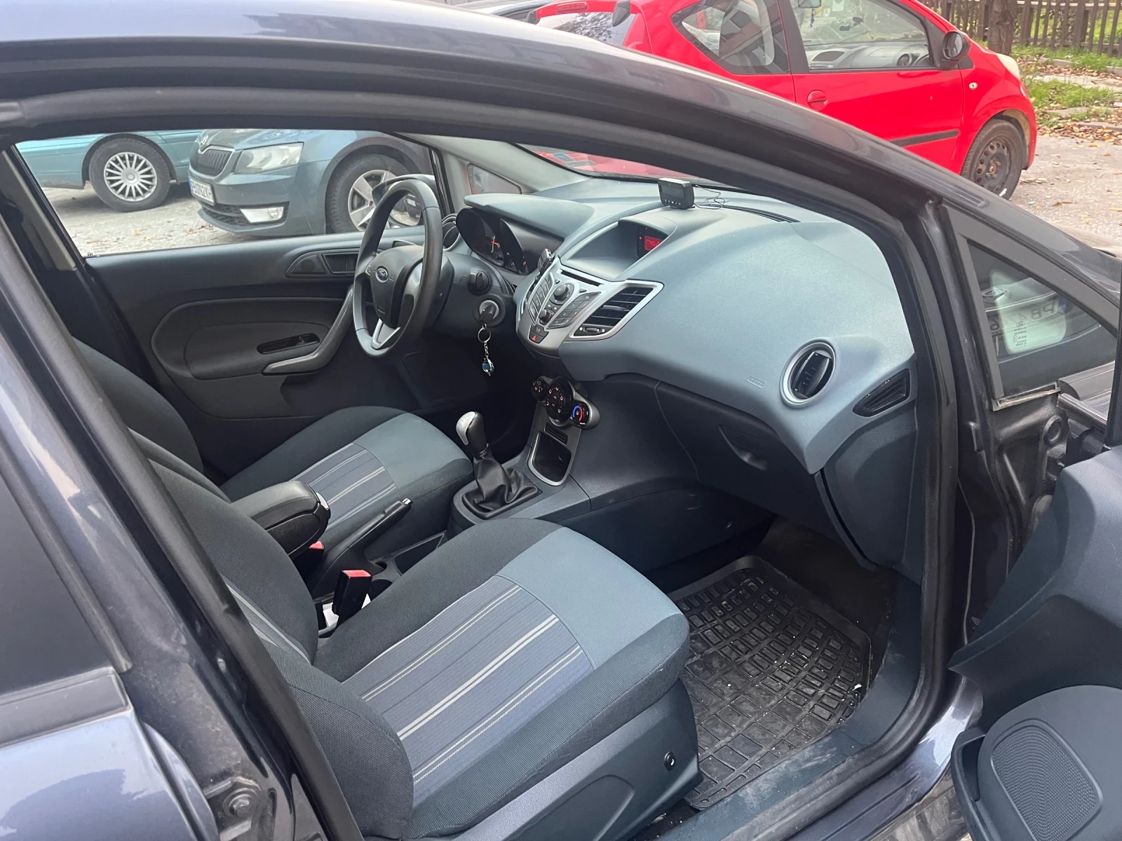 Ford Fiesta, снимка 11 - Автомобили и джипове - 53703410