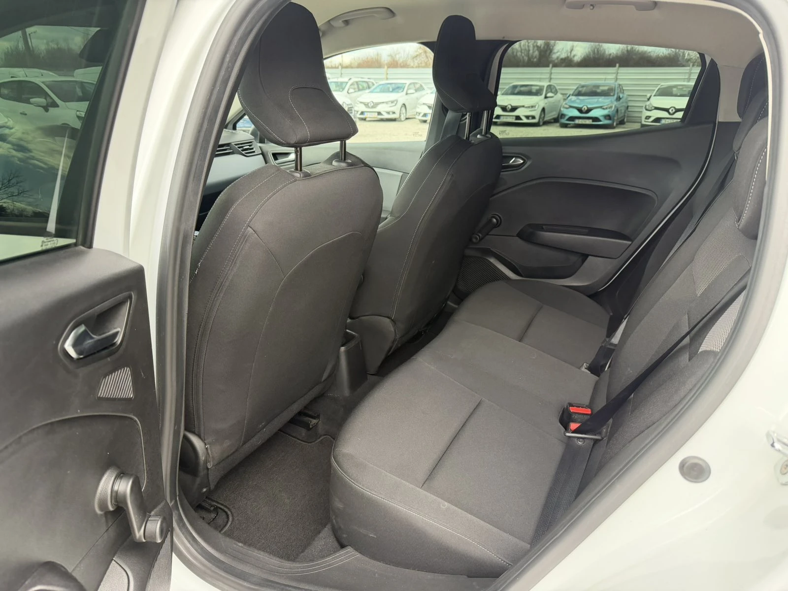 Renault Clio 1.0TCe 92k.c. | Mobile.bg � ����������� 13