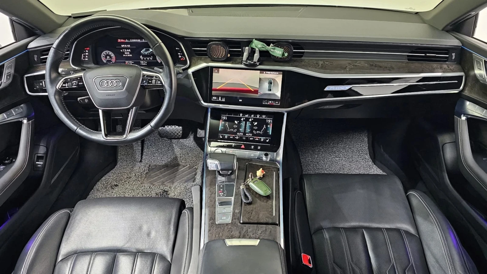 Audi A7 55 TFSI, снимка 8 - Автомобили и джипове - 54239210