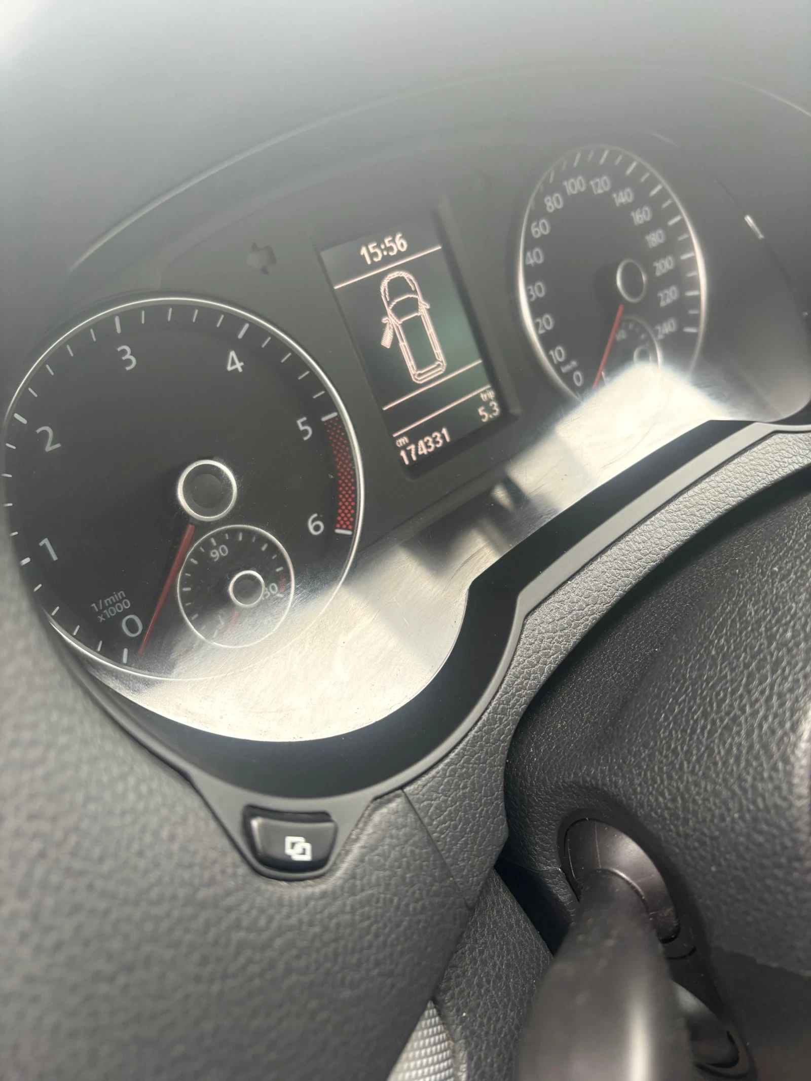 VW Sharan, снимка 11 - Автомобили и джипове - 54402169