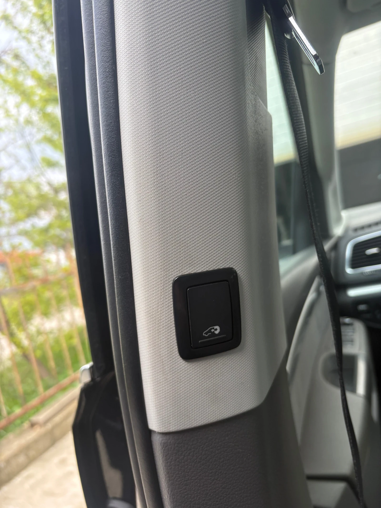 VW Sharan, снимка 16 - Автомобили и джипове - 54402169